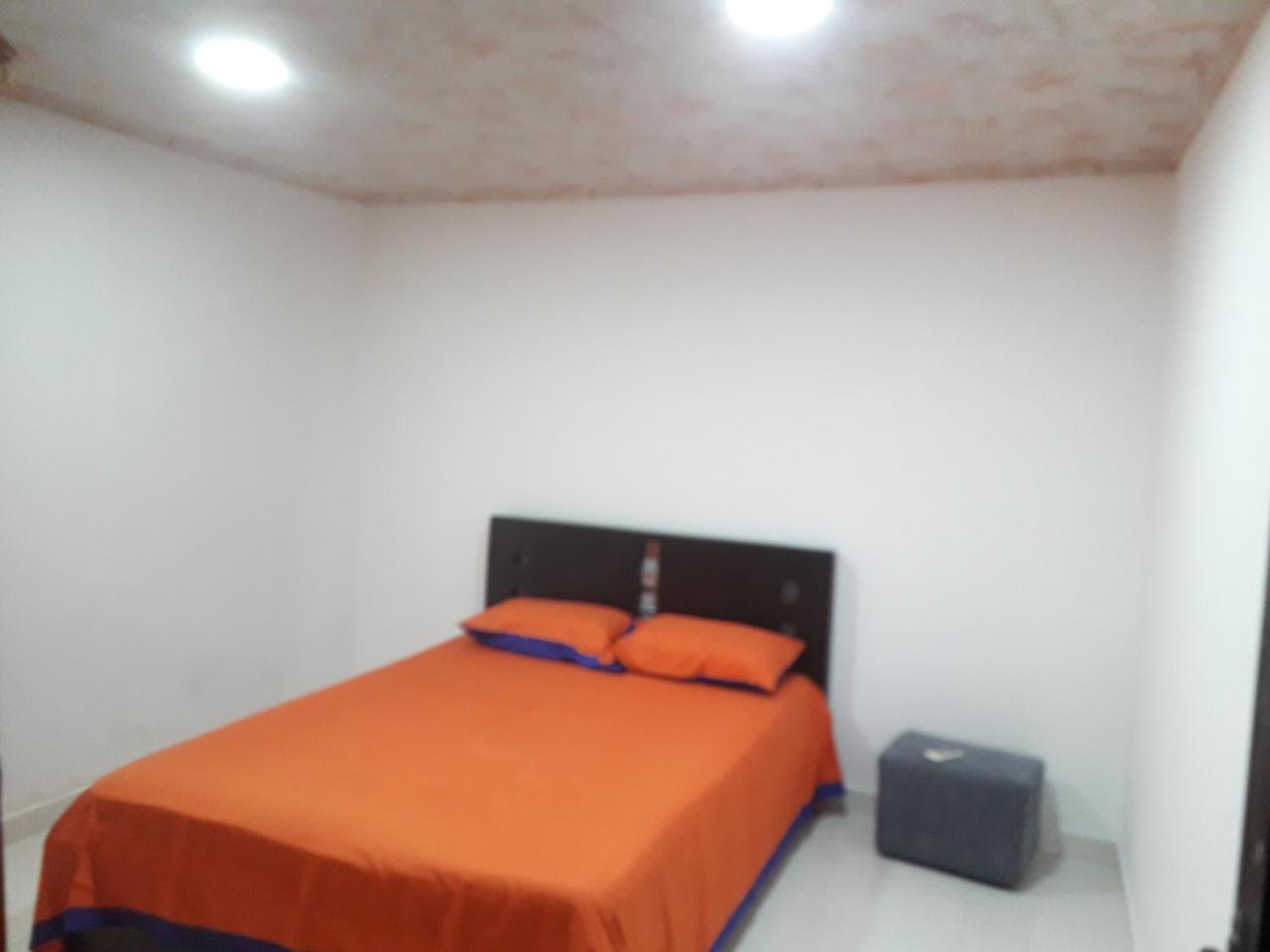 Apartaestudios El Descanso Cali Exteriör bild
